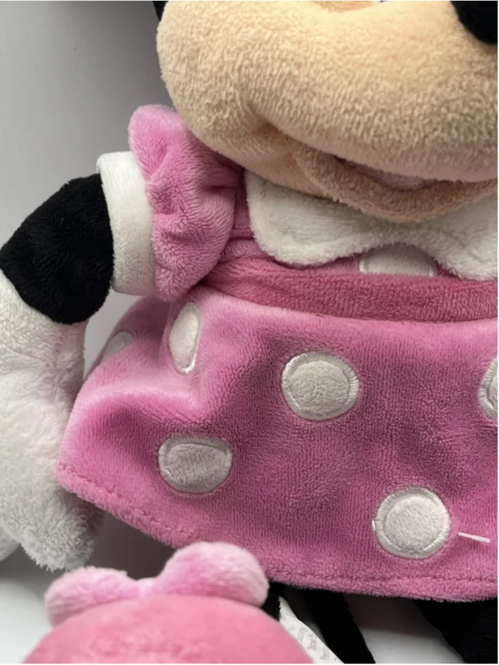 Disney Store Plush Minnie Mouse Plush Embroidered Detail Pink Bow Shoes Dress